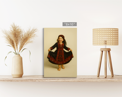 Woven Stories 8 : Traditional Arab Clothing in Art